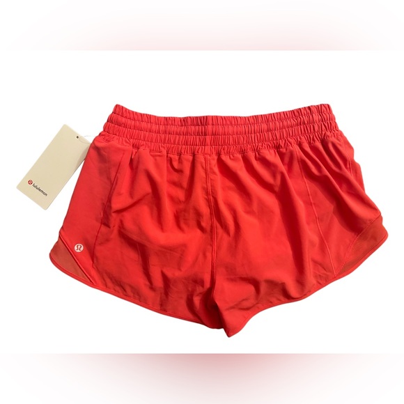 New with tags Lululemon Hotty hot high rise lined short 2.5”, Glaze Pink size 10 - Picture 9 of 11